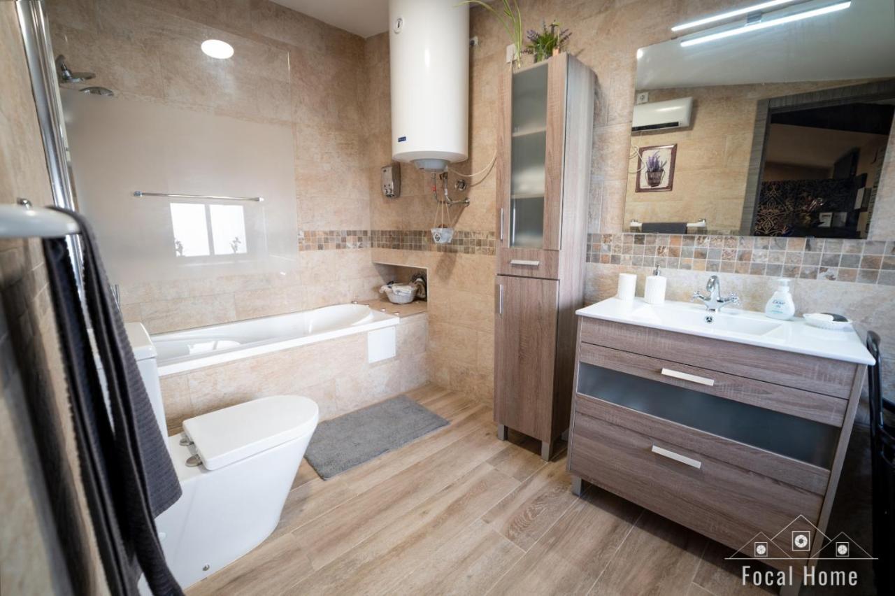 Casa Rural La Zzinetina Con Jacuzzi Constantina Exterior foto