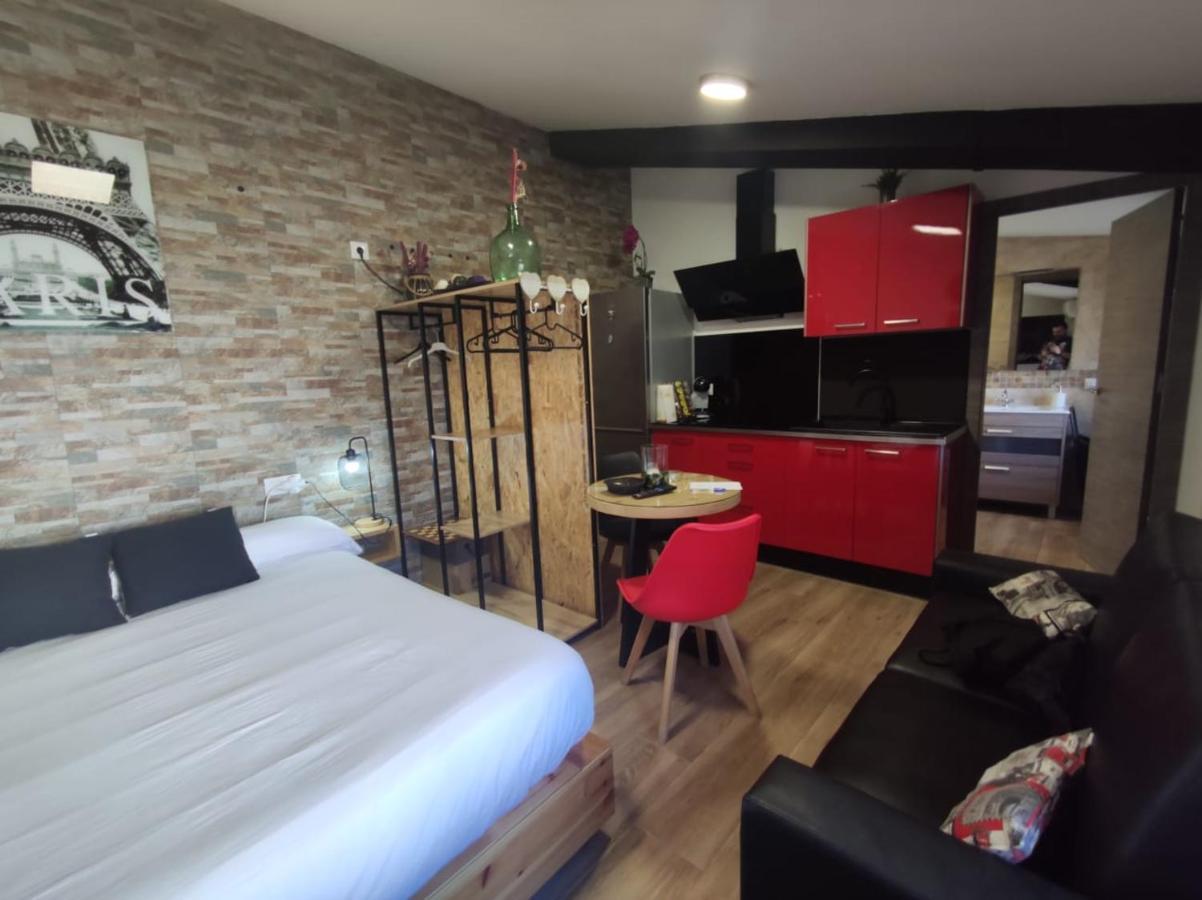 Casa Rural La Zzinetina Con Jacuzzi Constantina Exterior foto